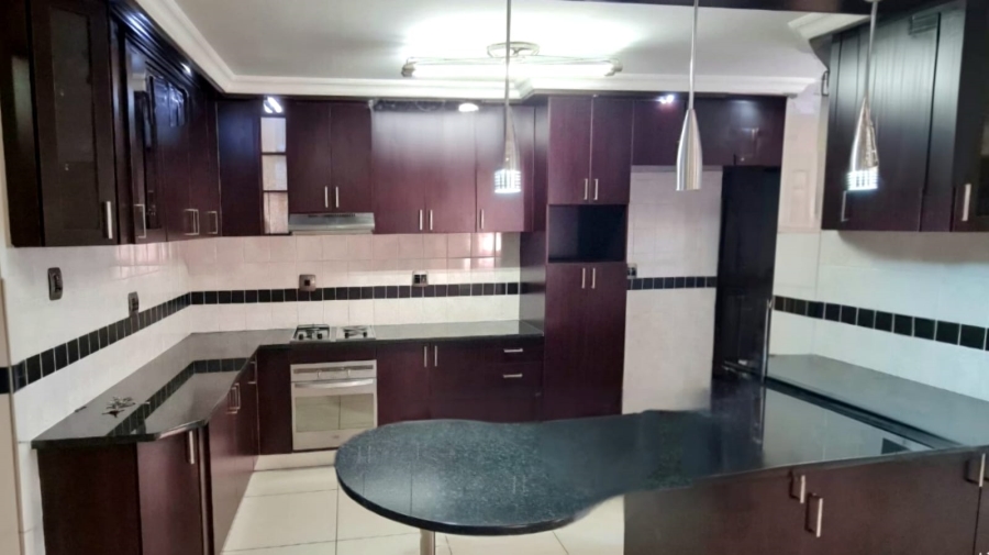 3 Bedroom Property for Sale in Langenhovenpark Free State